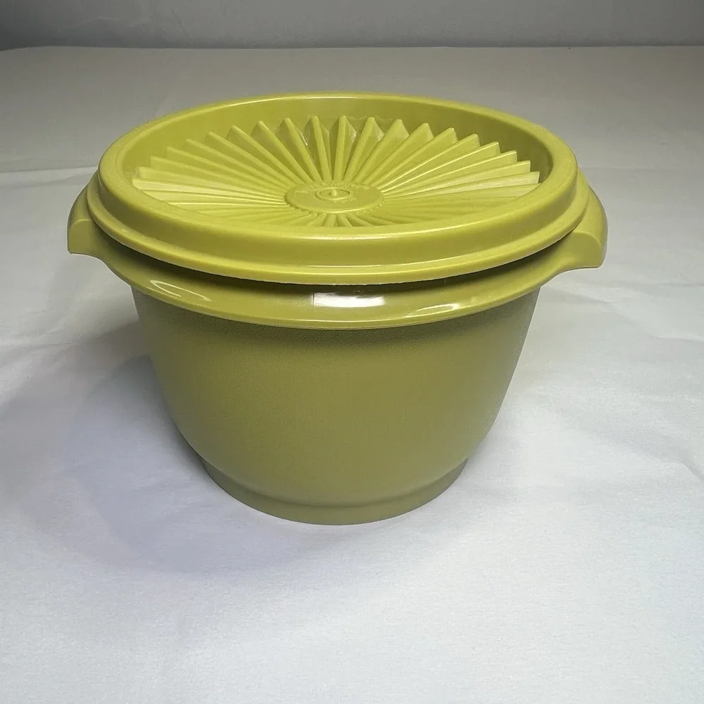 Avocado Tupperware Servalier Storage Bowl 886-21‎ & Matching Lid